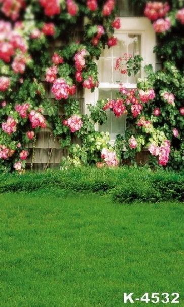 Green Courtyard Grassland Flowers Scenic Photography Backgrounds and Props