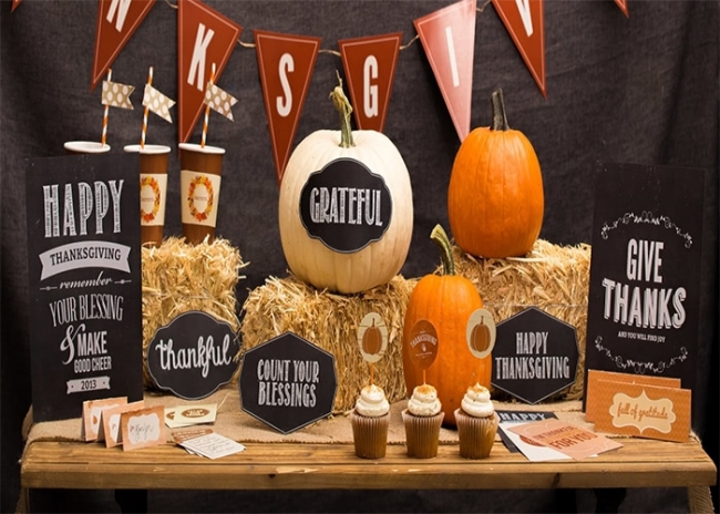 thanksgiving photo backdrop ideas