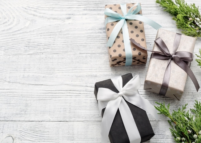 Small Gift Boxes On Wood Floor Background Drops For Photography For Christmas Show off your product's personality with custom gift packaging designed just for you by a professional designer. various style size backdrops for you choose